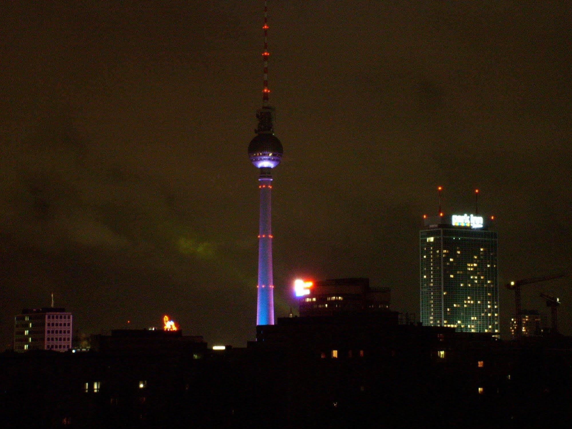 Suite Park & City Alex 4 Rooms 2 Bathrooms 2 Kitchen Berlin Exterior photo